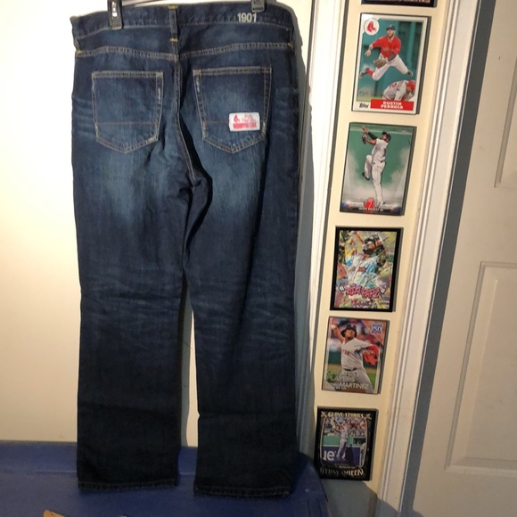 Boston Red Sox MLB Premium Denim Jeans W34L32 - Picture 4 of 9